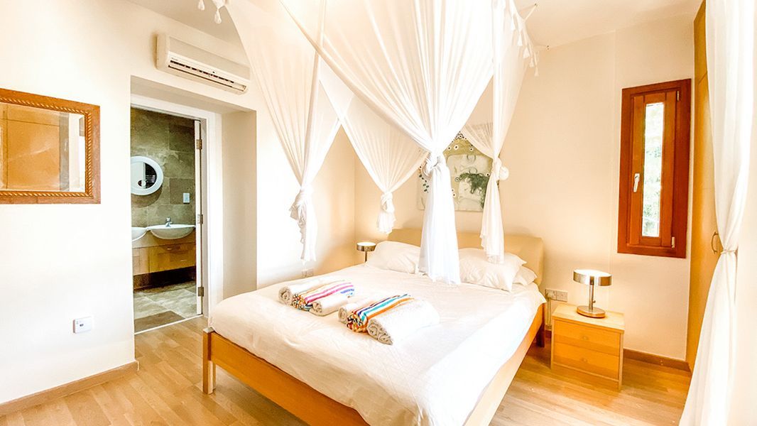 Вилла в Пафосе, Кипр, 145 м² - фото 14