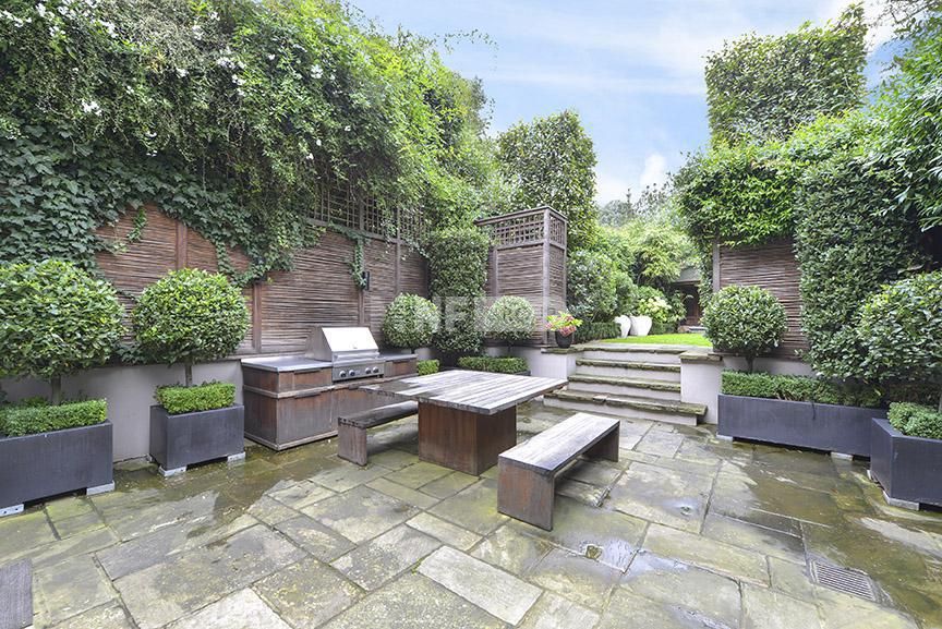 Особняк в Лондоне, Великобритания, 697.7 м² - фото 2