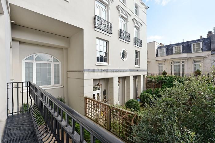 Вилла в Лондоне, Великобритания, 745.9 м² - фото 2