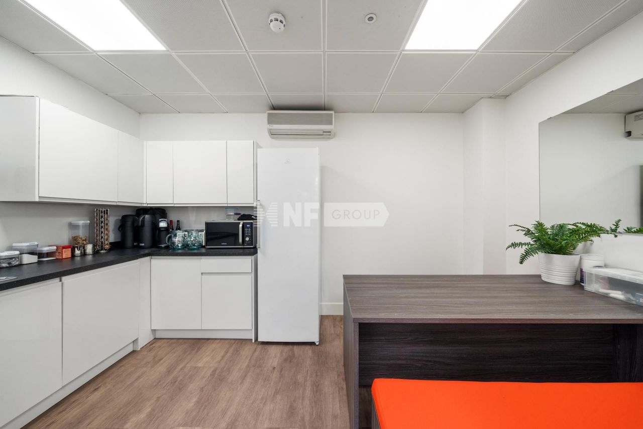 Офис в Лондоне, Великобритания, 237 м² - фото 5