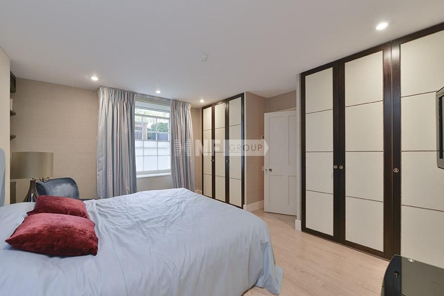 Особняк в Лондоне, Великобритания, 697.7 м² - фото 9