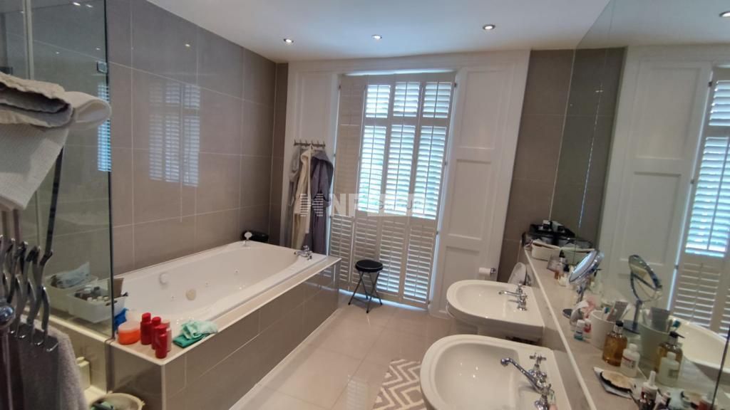 Таунхаус в Лондоне, Великобритания, 176 м² - фото 11