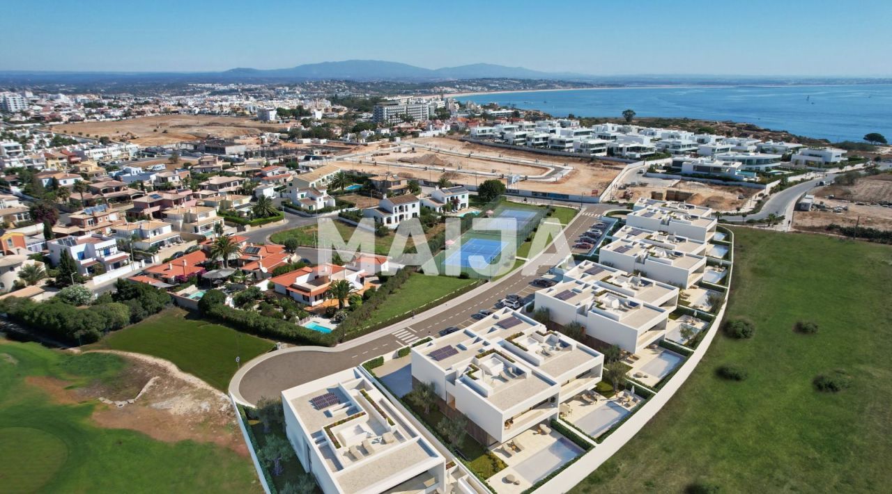 Дом в Лагуше, Португалия, 262.5 м² - фото 2