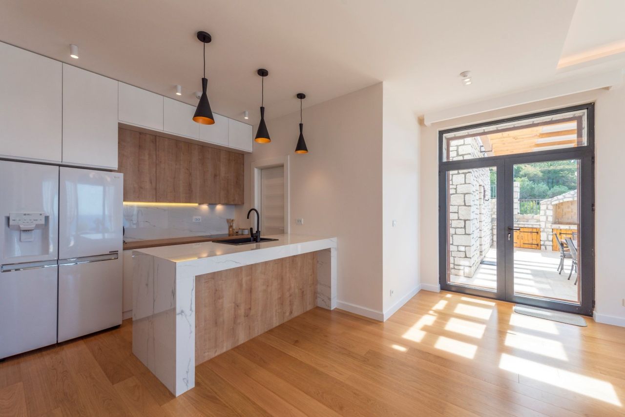 Вилла в Будве, Черногория, 256 м² - фото 17