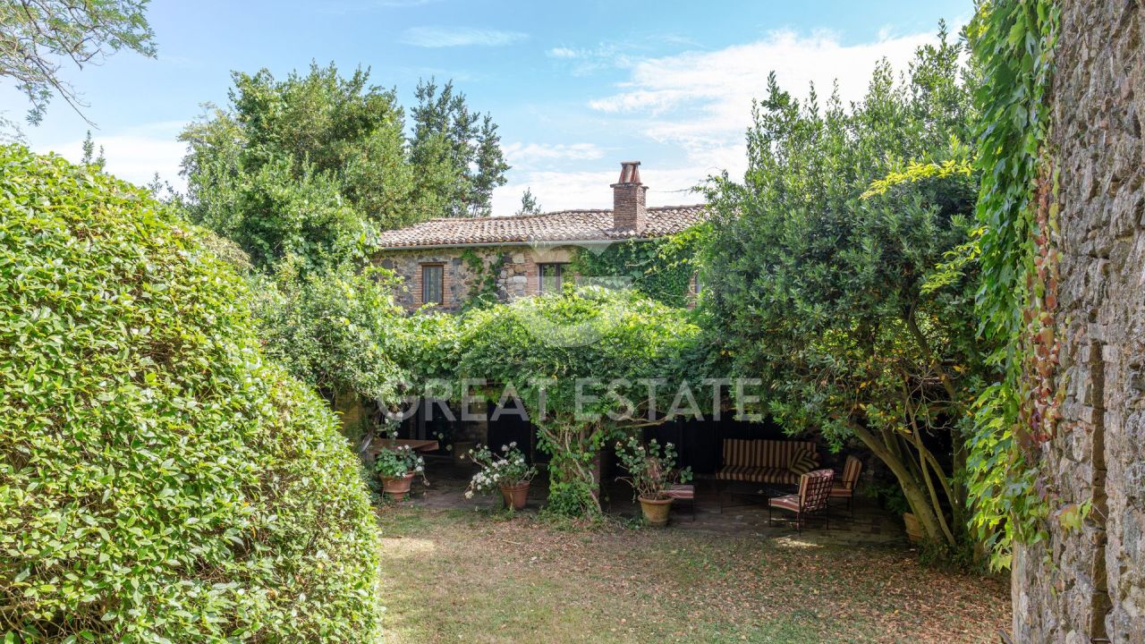 Дом Castel Viscardo, Италия, 458.8 м² - фото 8