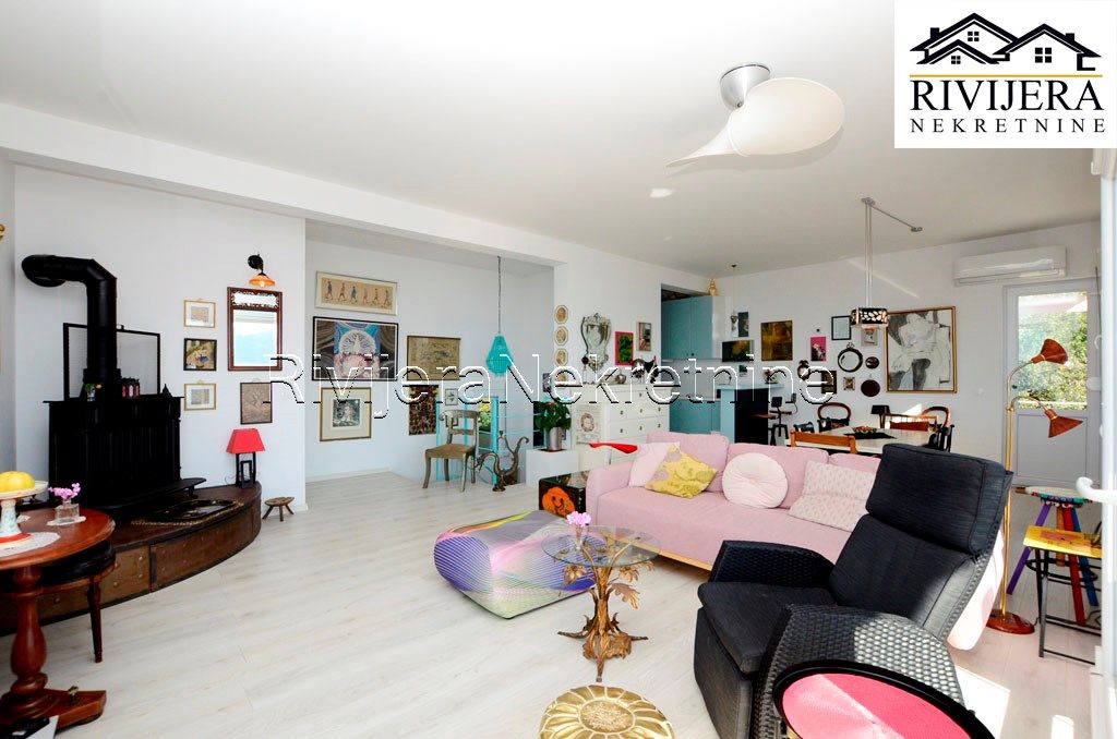 Вилла в Херцег-Нови, Черногория, 200 м² - фото 8