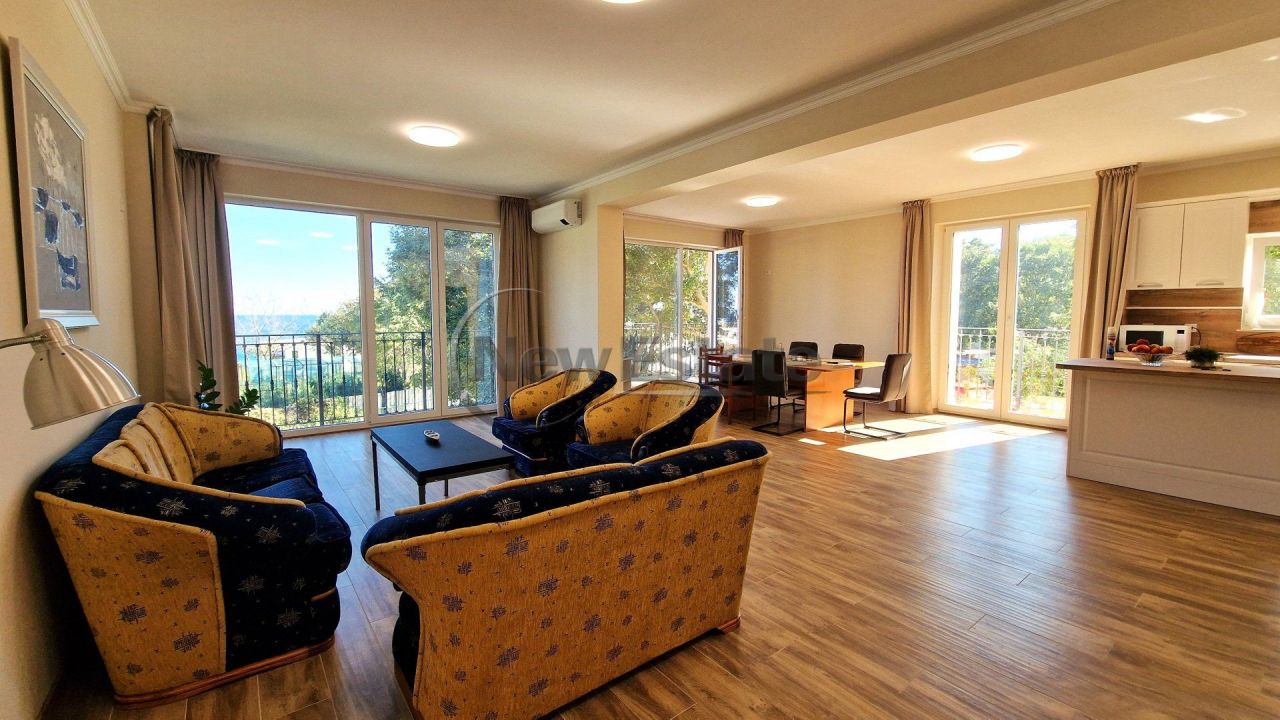 Апартаменты в Варне, Болгария, 160 м² - фото 4