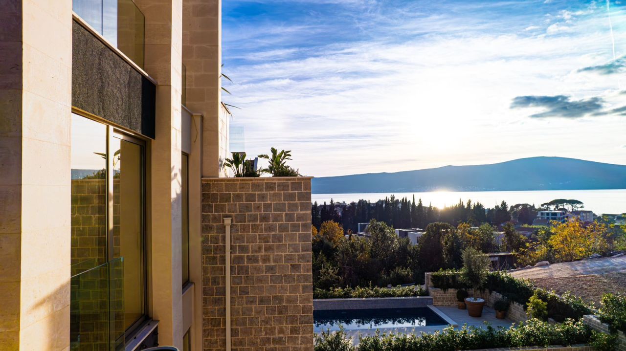 Дом в Тивате, Черногория, 288 м² - фото 9