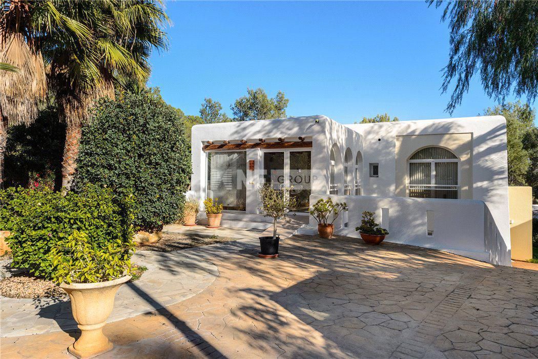 Вилла на Ивисе, Испания, 325 м² - фото 2