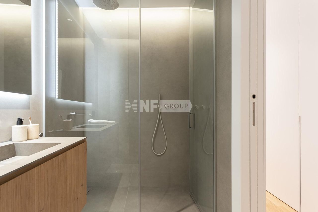 Квартира в Барселоне, Испания, 67 м² - фото 14