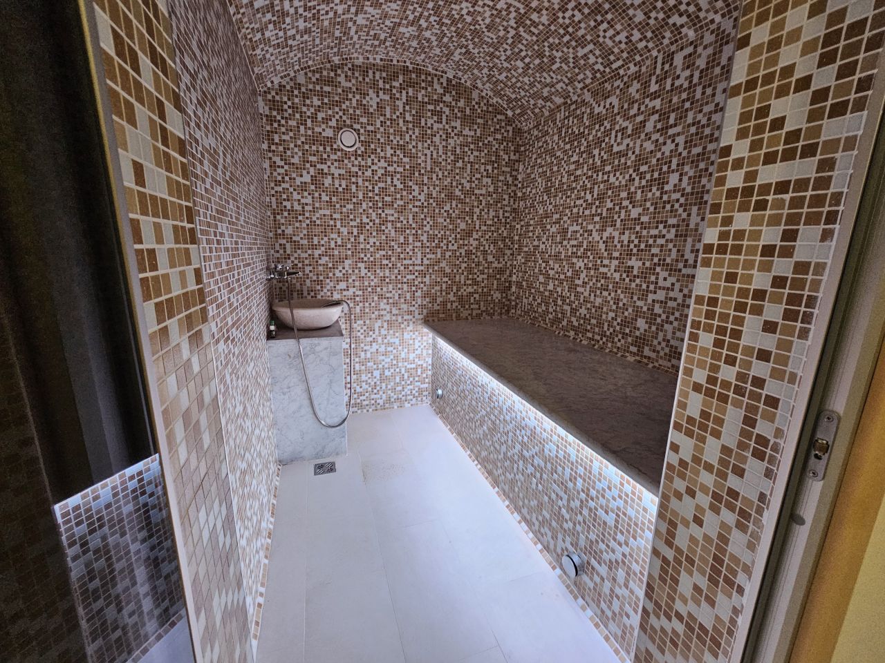 Вилла в Баре, Черногория, 370 м² - фото 18