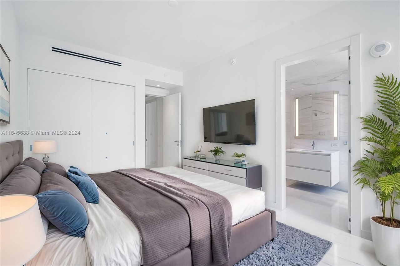 Квартира в Майами, США, 230 м² - фото 5