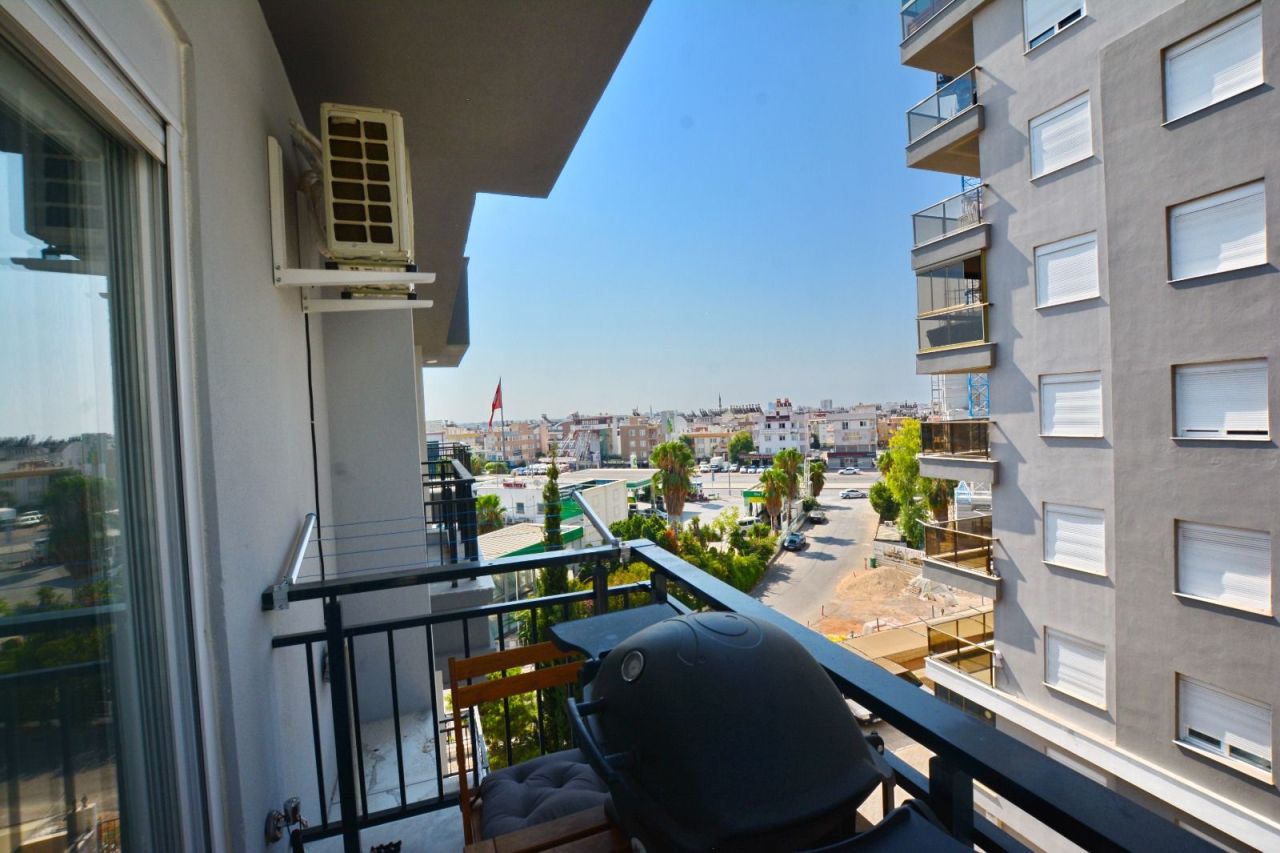 Квартира в Анталии, Турция, 50 м² - фото 19