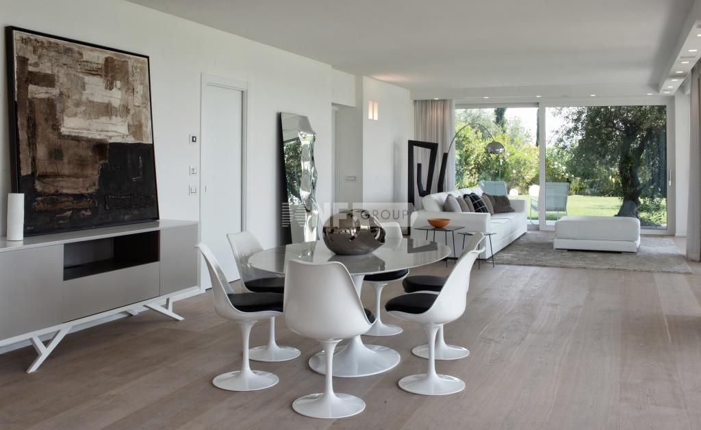 Апартаменты у озера Гарда, Италия, 271 м² - фото 2