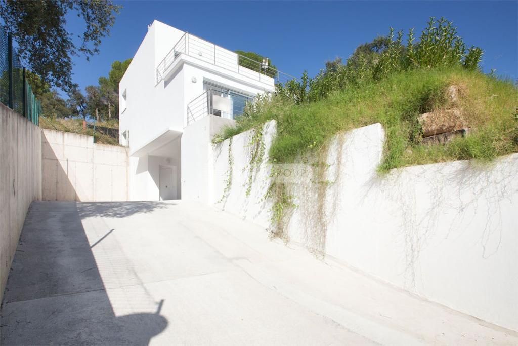 Вилла в Калонже, Испания, 300 м² - фото 2