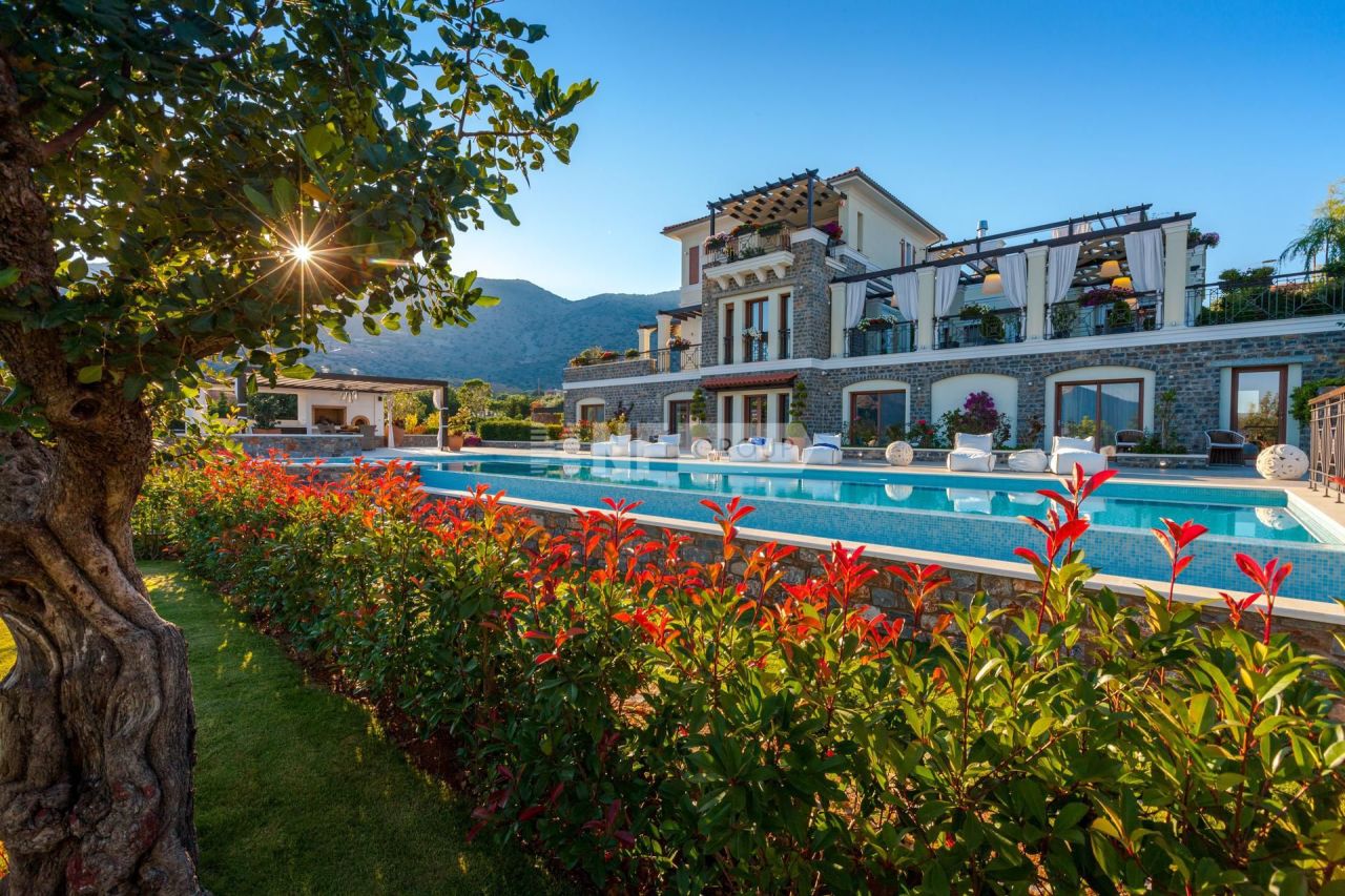 Вилла в Элунде, Греция, 900 м² - фото 2