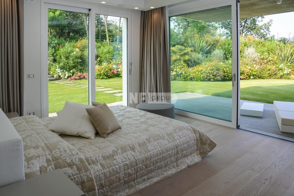 Апартаменты у озера Гарда, Италия, 271 м² - фото 3