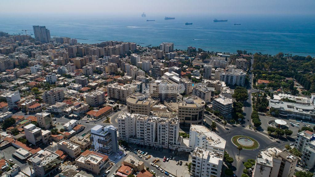 Офис в Лимасоле, Кипр, 1 016 м² - фото 3