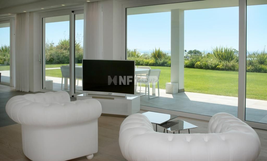 Апартаменты у озера Гарда, Италия, 271 м² - фото 4