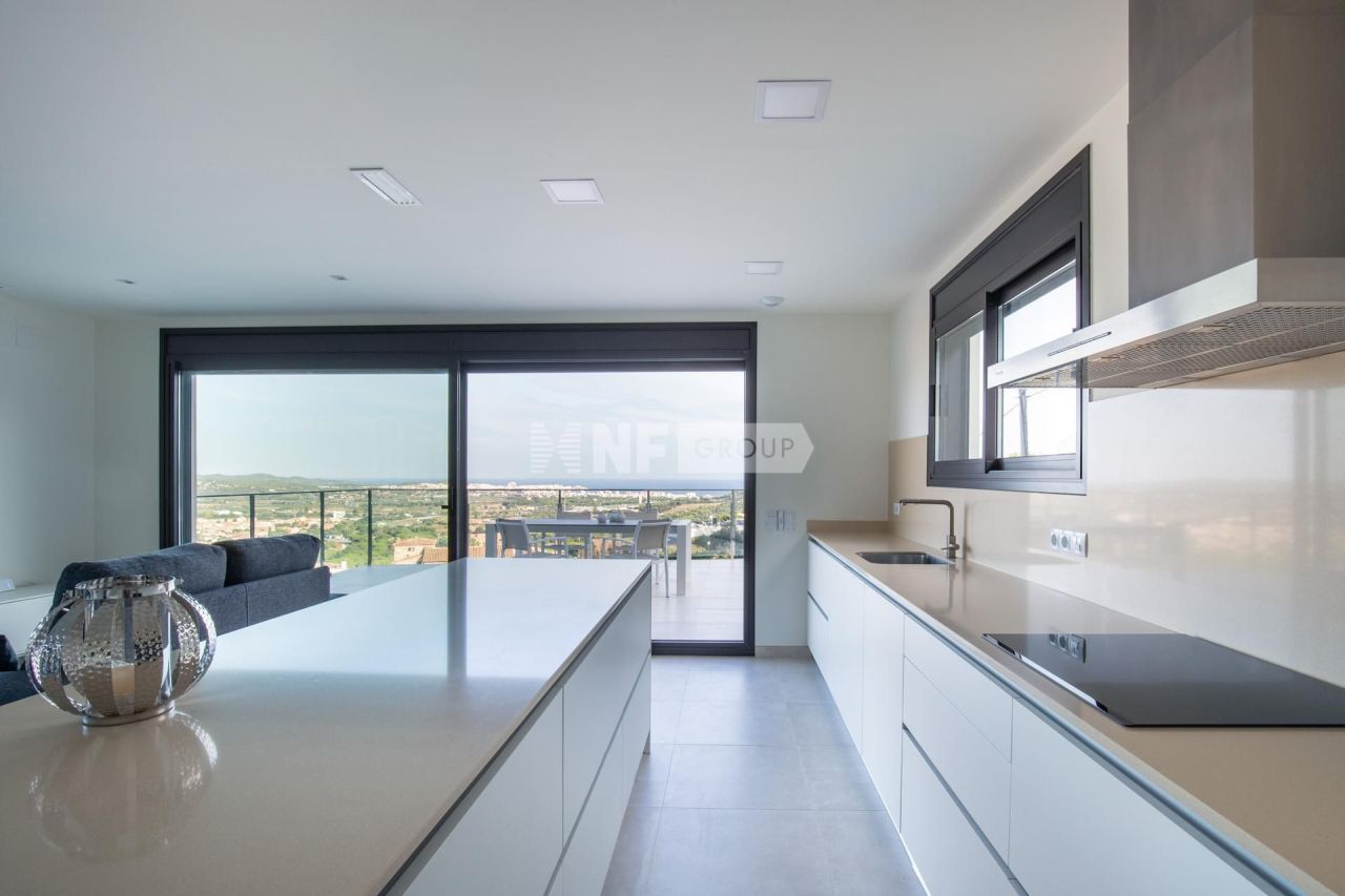 Вилла в Калонже, Испания, 215 м² - фото 5