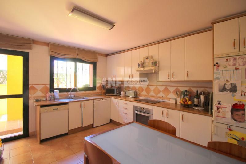 Таунхаус в Марбелье, Испания, 504 м² - фото 6