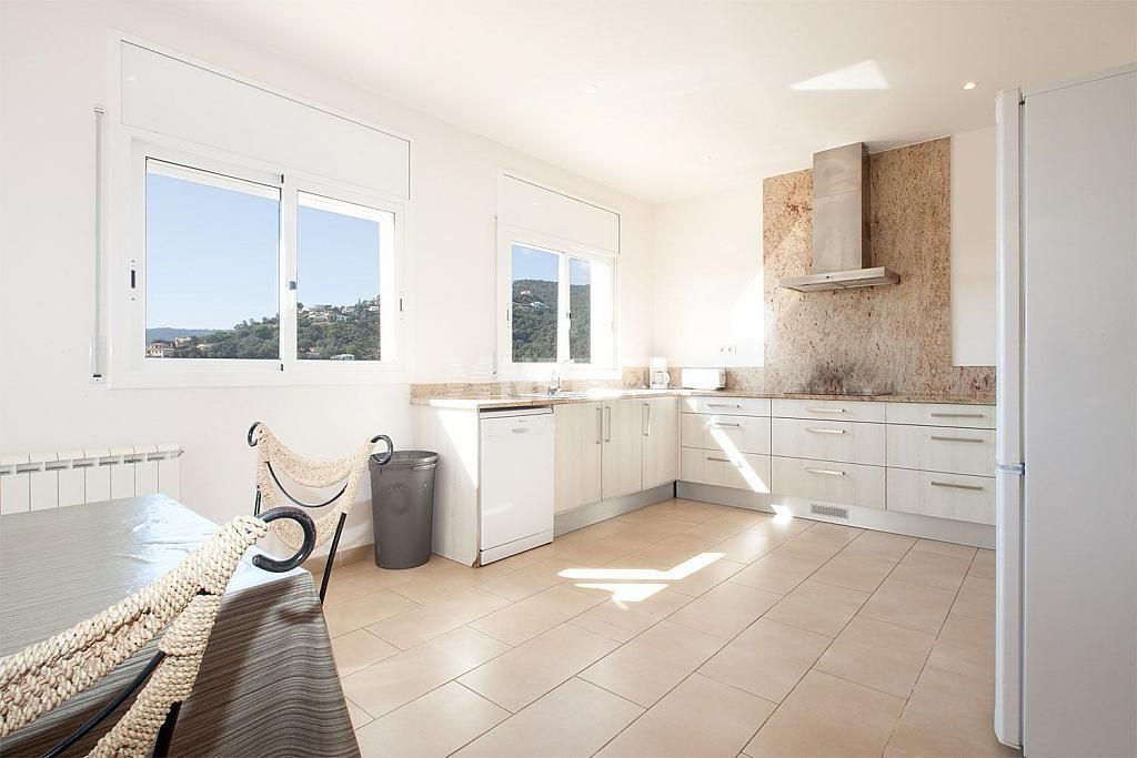 Вилла в Калонже, Испания, 350 м² - фото 13