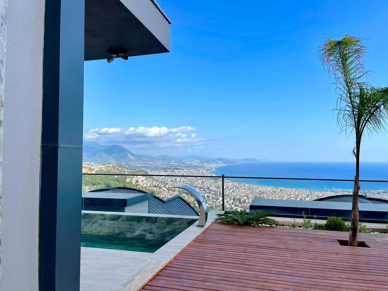 Вилла в Алании, Турция, 346 м² - фото 2