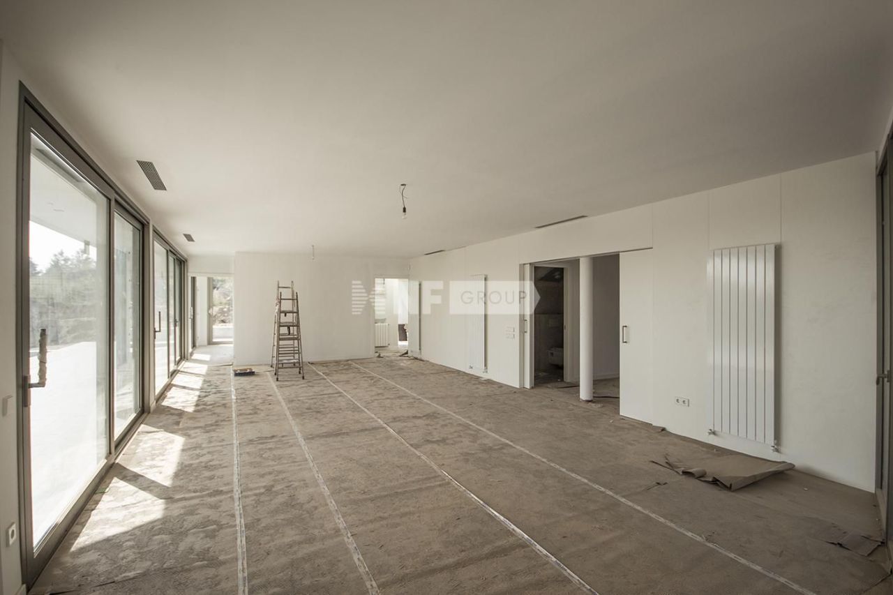 Вилла в Кабрильсе, Испания, 532 м² - фото 6