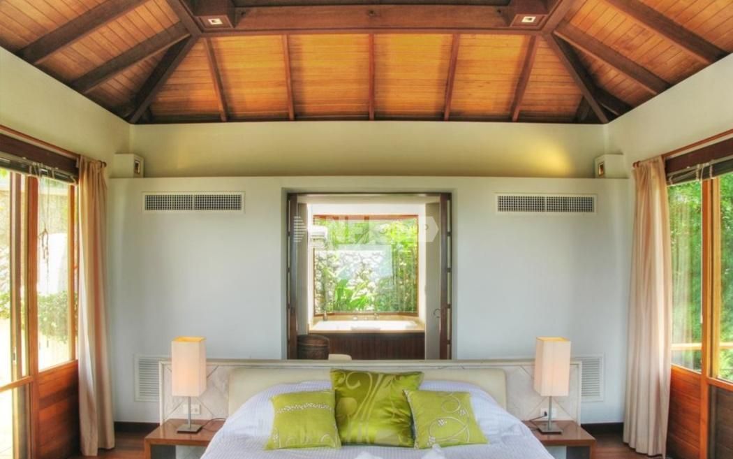 Вилла на Пхукете, Таиланд, 1 800 м² - фото 8