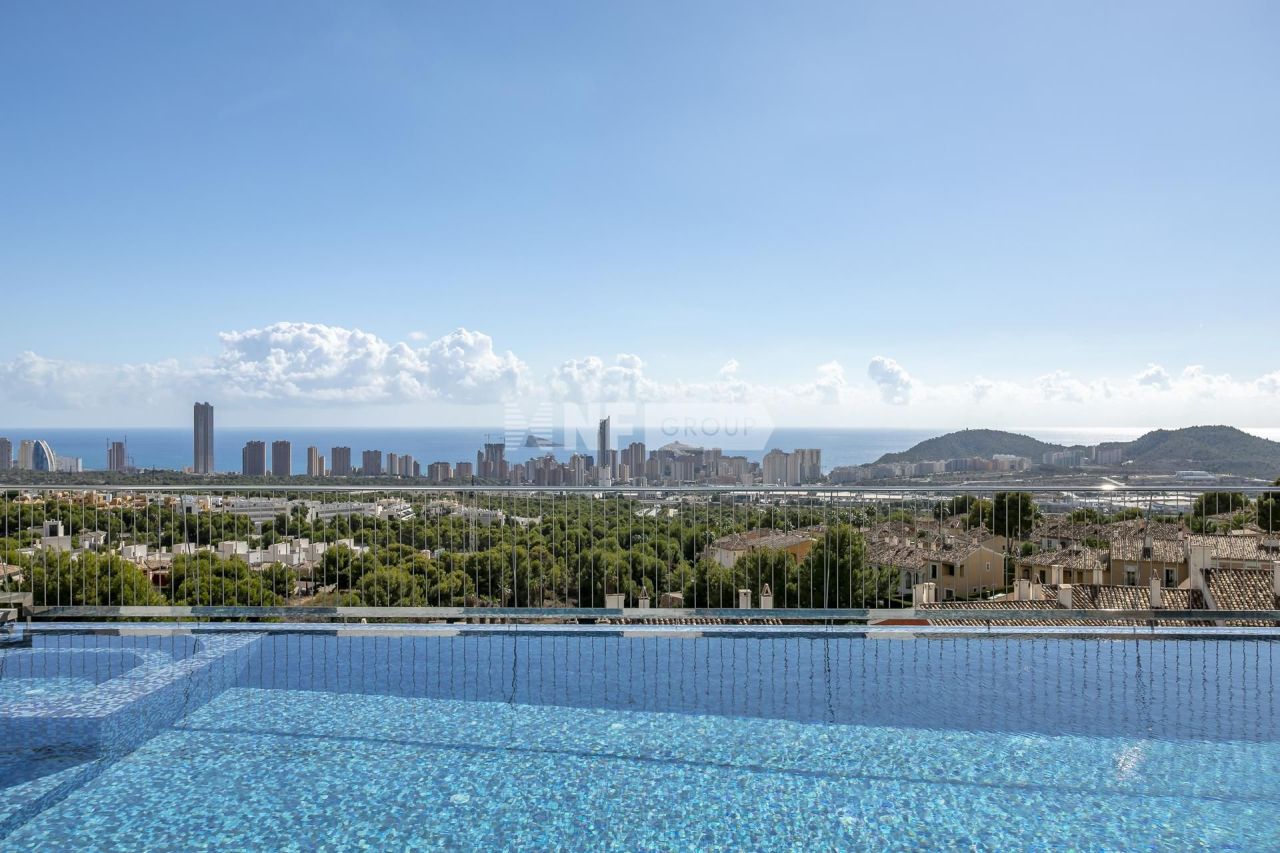 Вилла в Бенидорме, Испания, 429 м² - фото 15