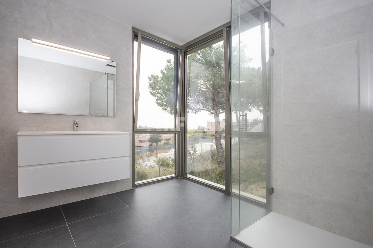 Вилла в Кабрильсе, Испания, 635 м² - фото 16