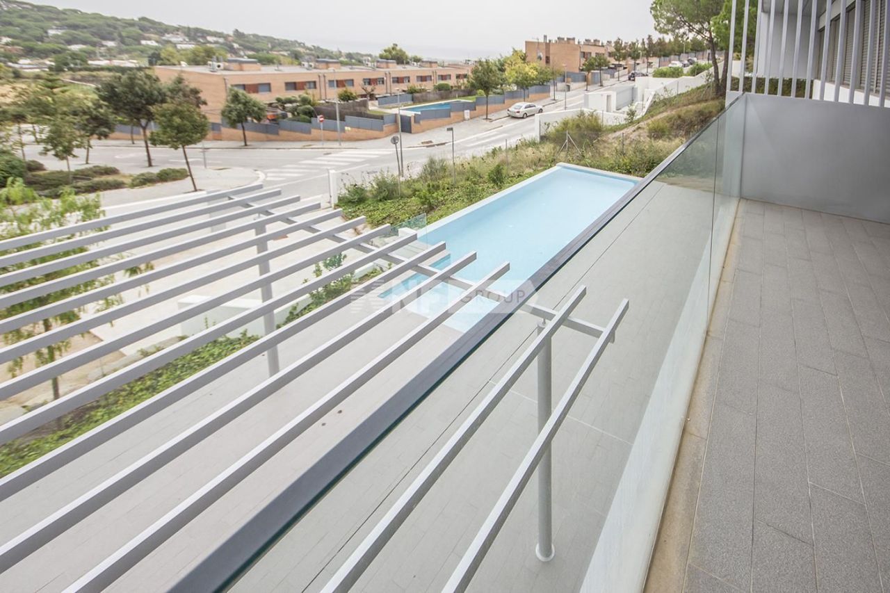 Вилла в Кабрильсе, Испания, 635 м² - фото 19