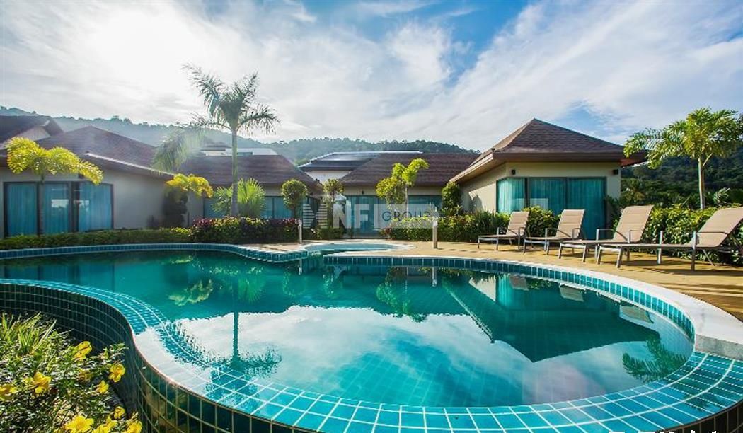 Вилла на Пхукете, Таиланд, 1 400 м² - фото 2