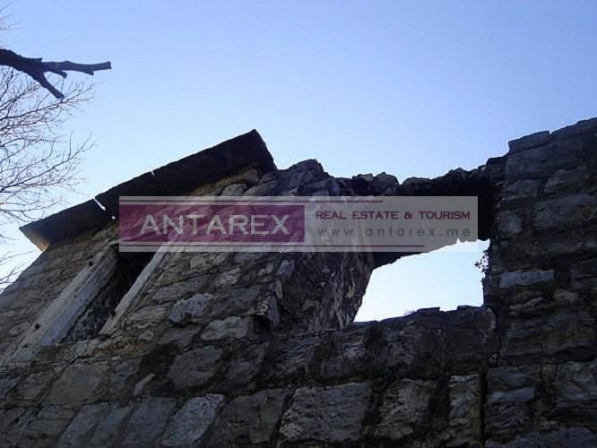 Земля в Биеле, Черногория, 2 806 м² - фото 5