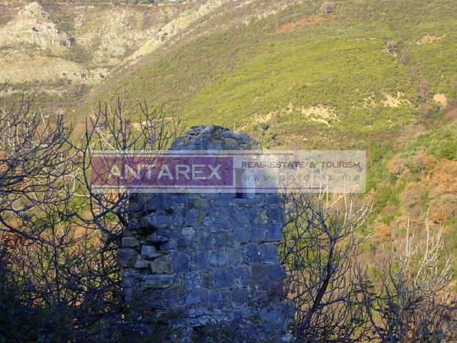 Земля в Биеле, Черногория, 2 806 м² - фото 9