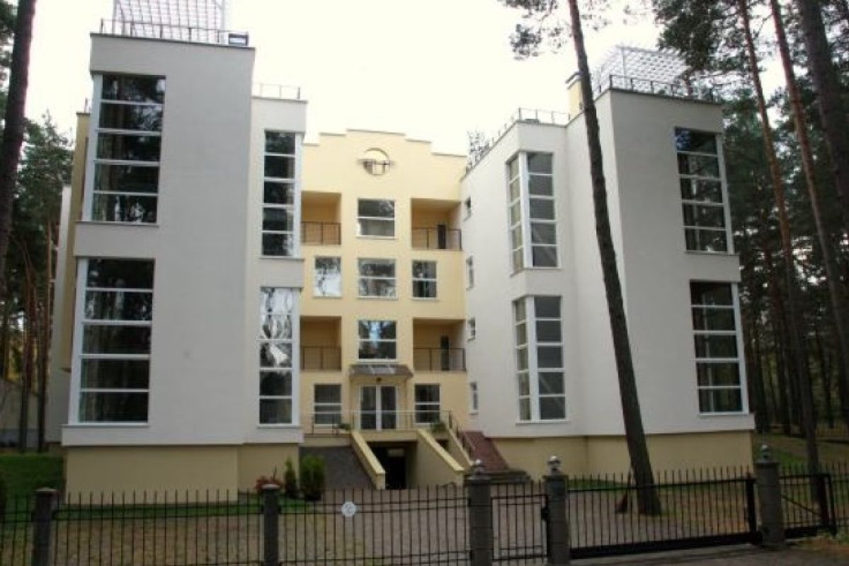 Инвестиционный проект в Булдури, Латвия, 1 640 м² - фото 1