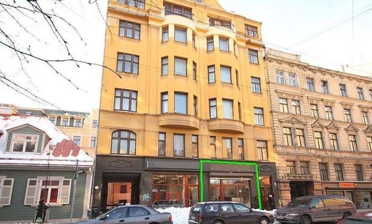 Коммерческая недвижимость в Риге, Латвия, 240 м² - фото 1