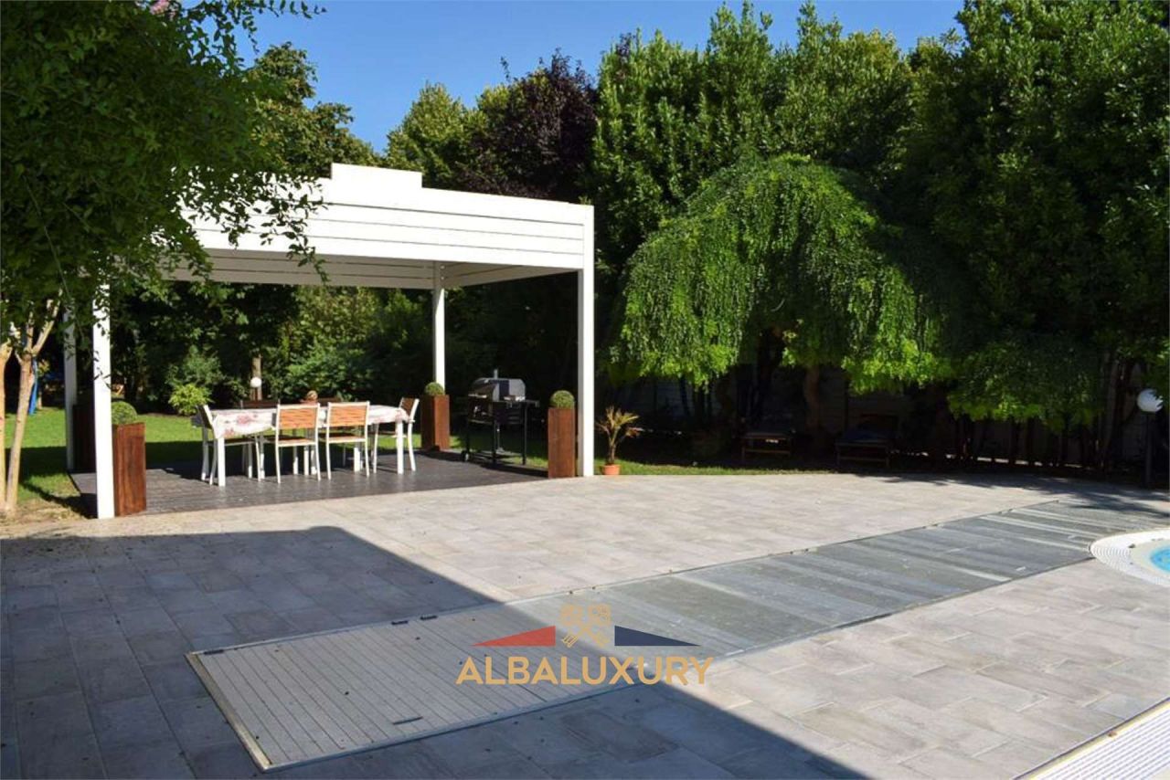 Вилла Via Toscani, Италия, 600 м² - фото 2