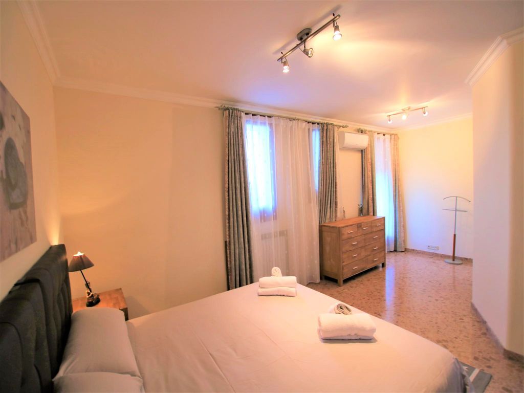 Вилла на Коста-Брава, Испания, 570 м² - фото 10