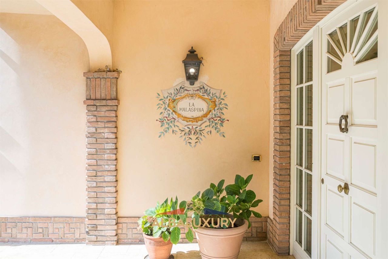 Вилла Largo Via Vela, Италия, 1 000 м² - фото 10