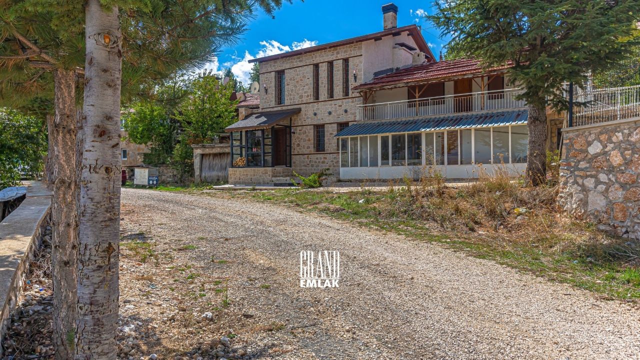 Шале в Анталии, Турция, 200 м² - фото 3