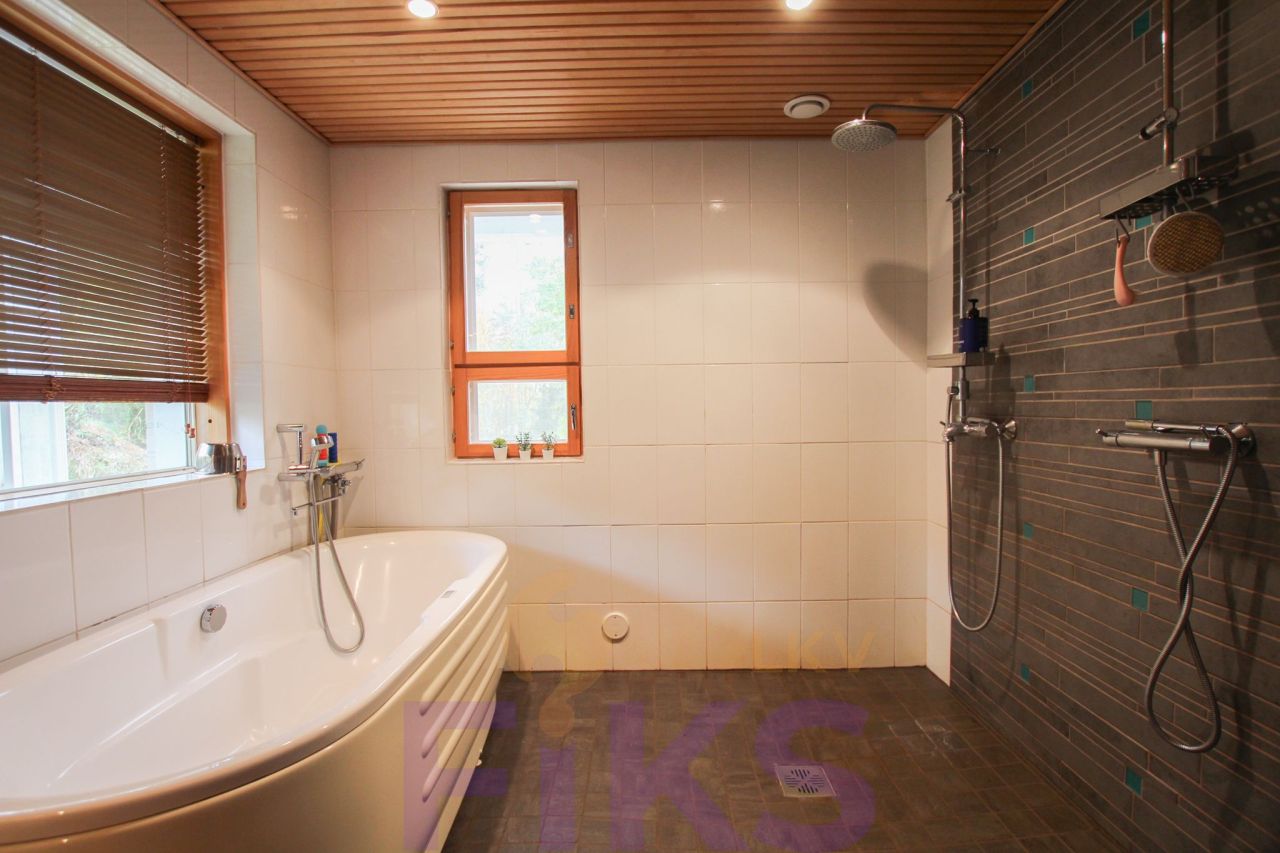 Дом в Иматре, Финляндия, 293 м² - фото 13