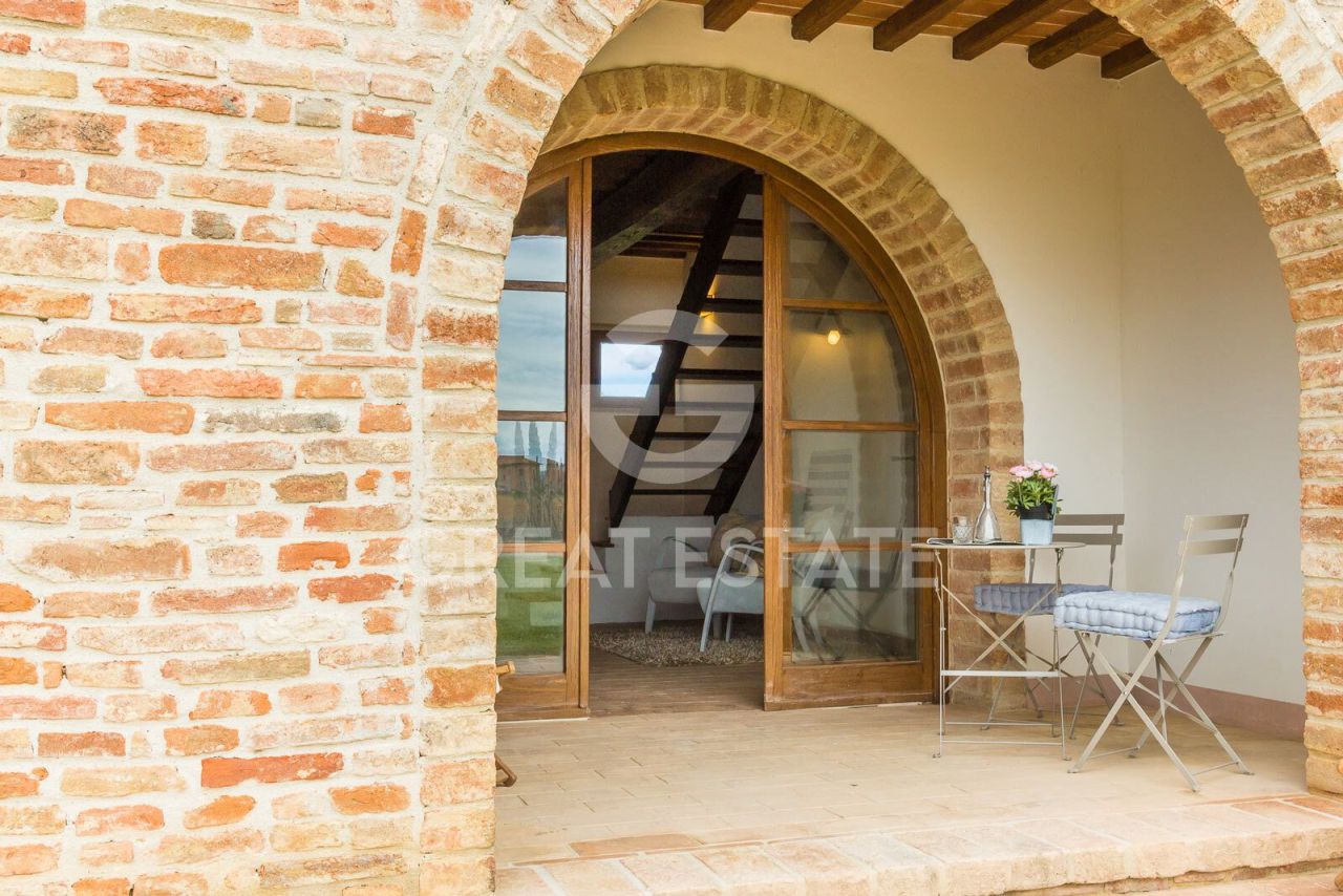 Дом в Кортоне, Италия, 294.6 м² - фото 16