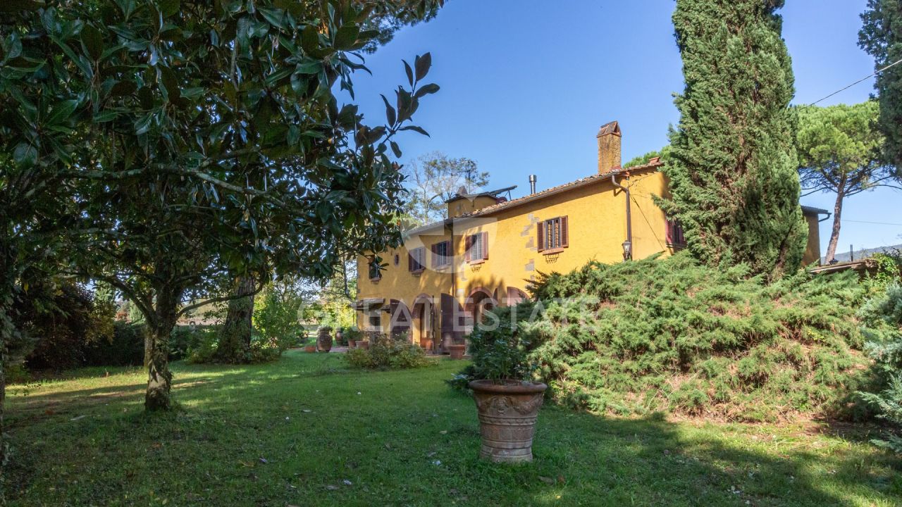 Дом Castiglion Fibocchi, Италия, 780.5 м² - фото 5