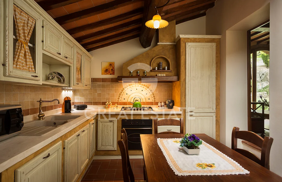 Дом Castelfranco Piandiscò, Италия, 413.8 м² - фото 14