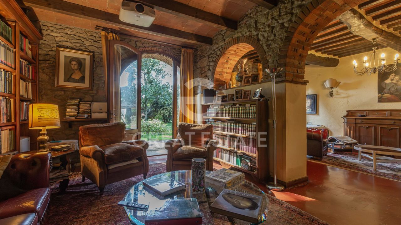 Дом Castiglion Fibocchi, Италия, 780.5 м² - фото 15