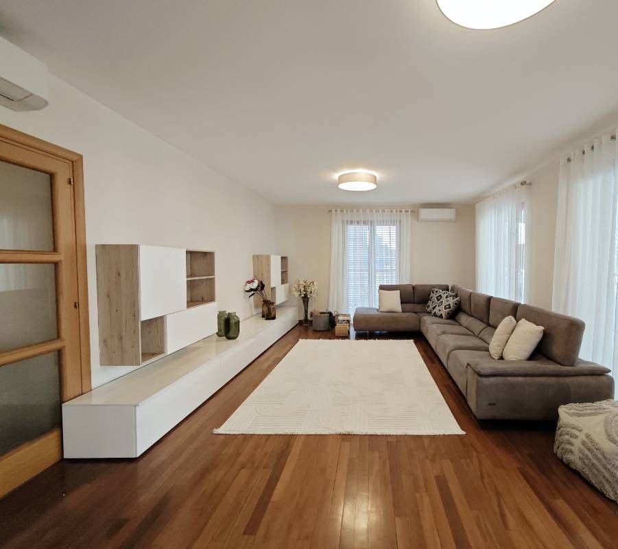 Апартаменты в Подгорице, Черногория, 200 м² - фото 2