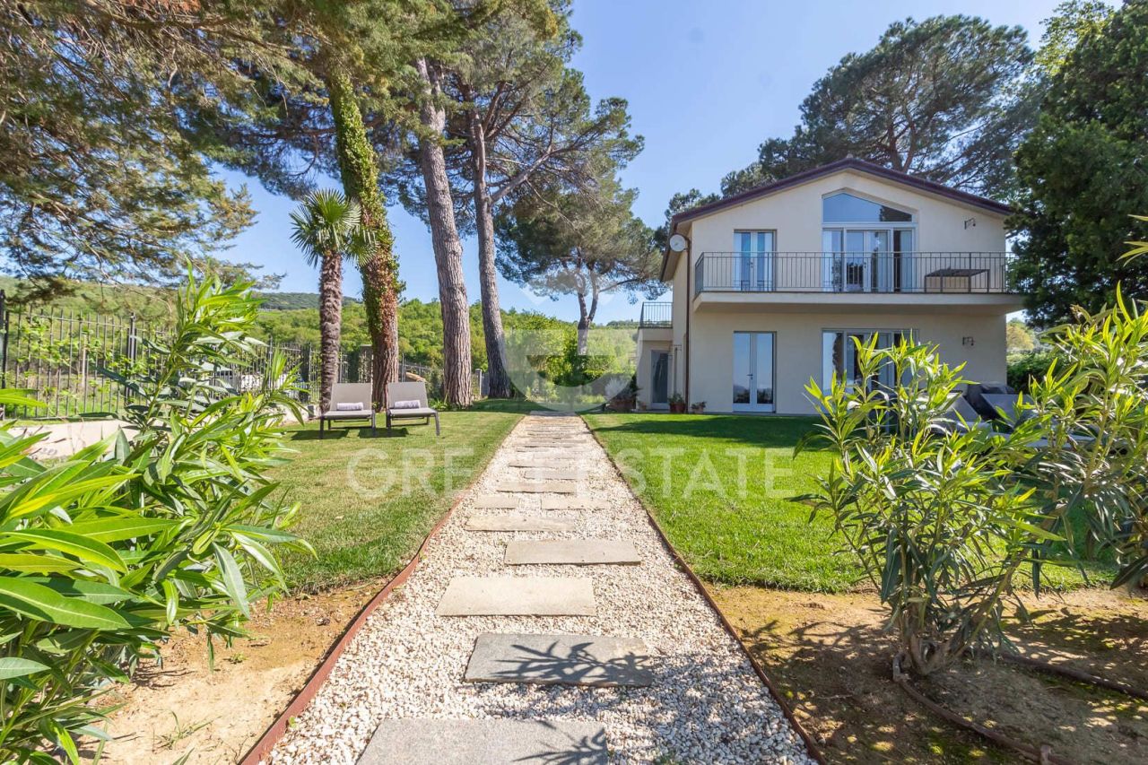 Дом в Маджоне, Италия, 158.45 м² - фото 3