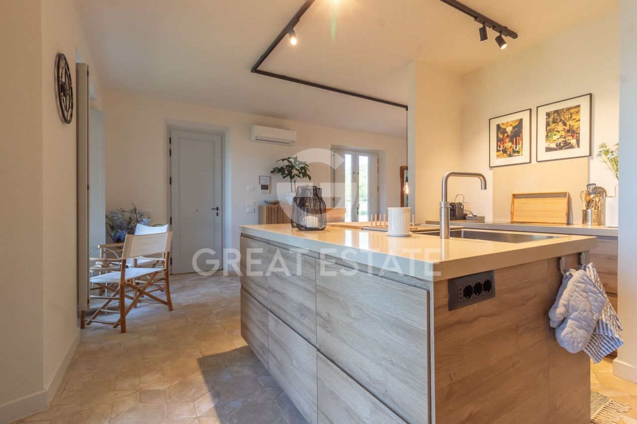 Дом в Маджоне, Италия, 158.45 м² - фото 16