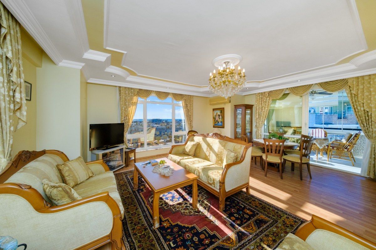 Квартира в Алании, Турция, 150 м² - фото 1